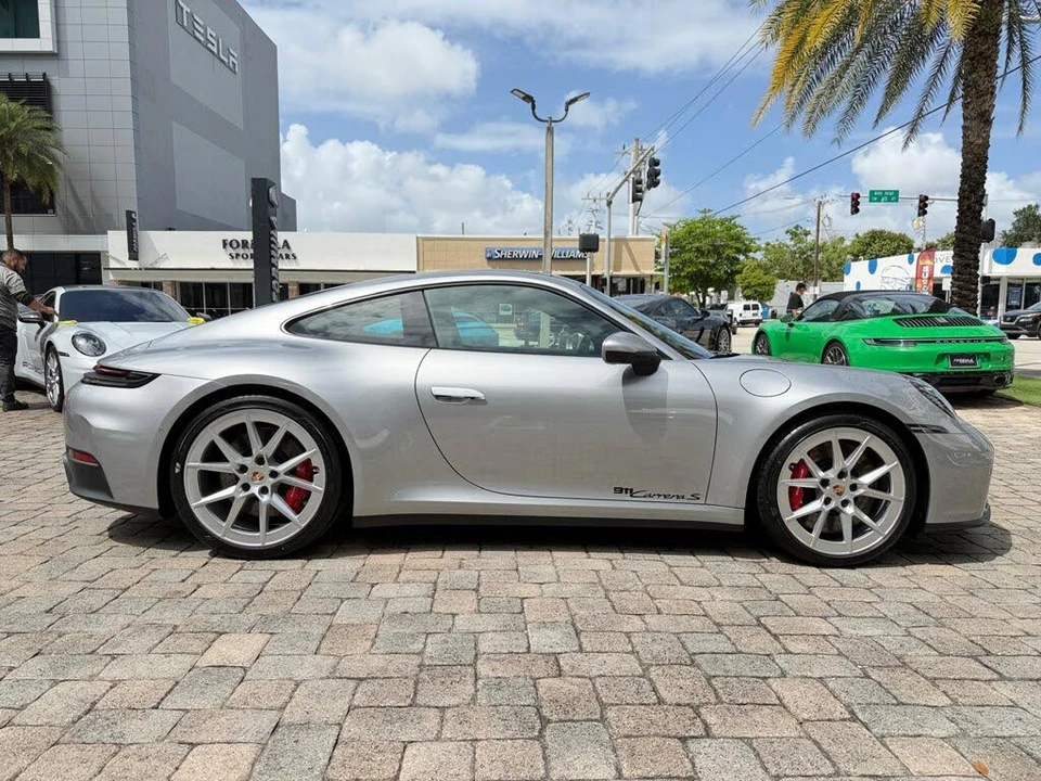 2026 Porsche 992 Carrera S - Image 10 of 31