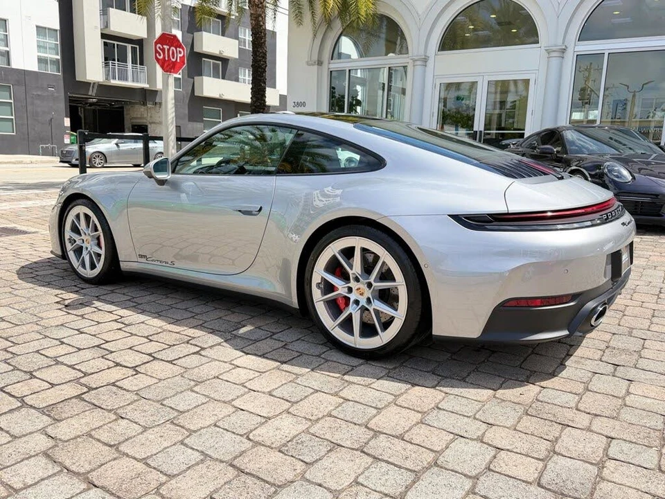 2026 Porsche 992 Carrera S - Image 21 of 31