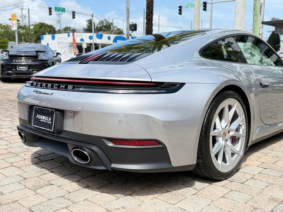 2026 Porsche 992 Carrera S - Image 14 of 31
