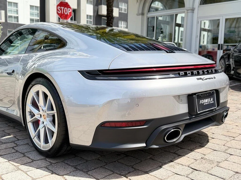 2026 Porsche 992 Carrera S - Image 20 of 31