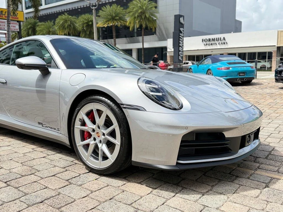 2026 Porsche 992 Carrera S - Image 8 of 31