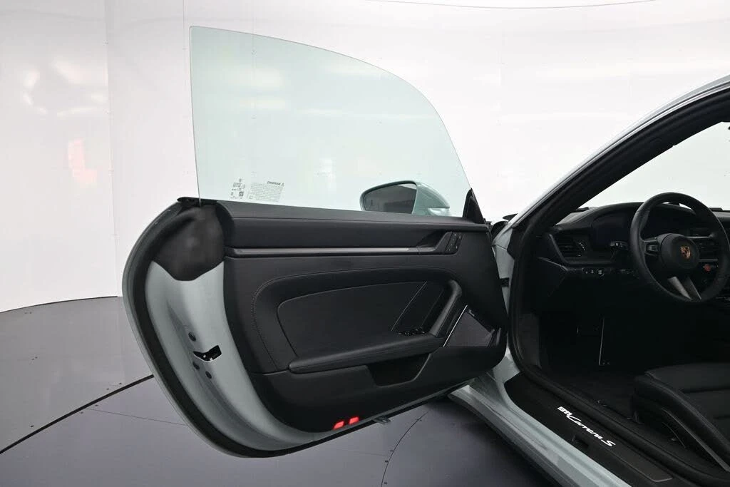 2026 Porsche 992 Carrera S - Image 14 of 31