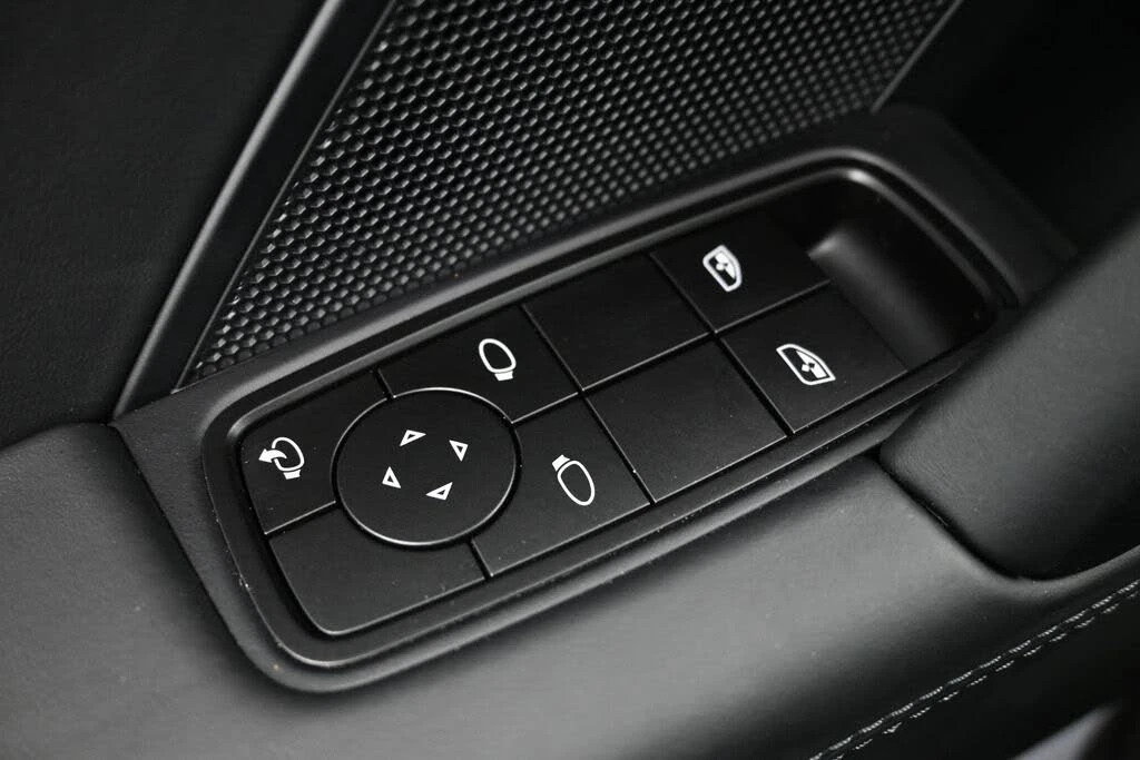 2026 Porsche 992 Carrera S - Image 17 of 31