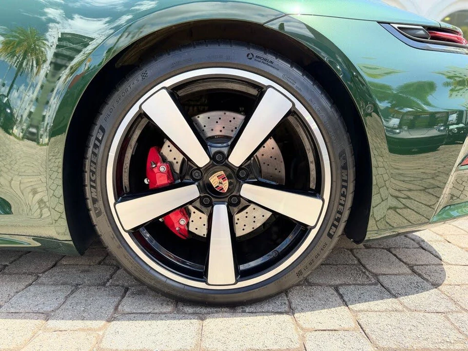 2026 Porsche 992 Carrera S - Image 26 of 31