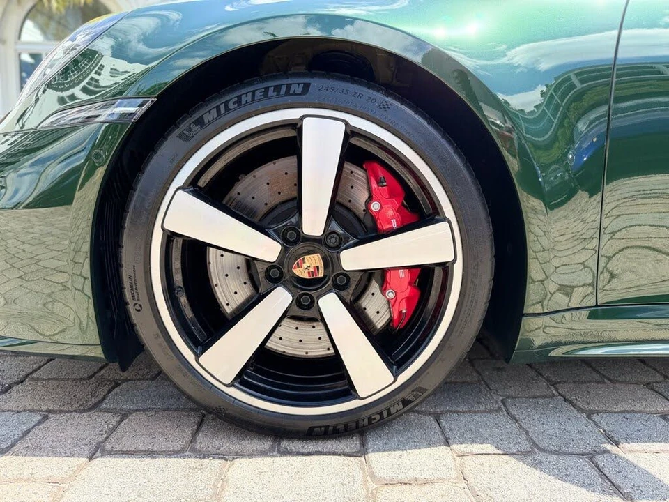 2026 Porsche 992 Carrera S - Image 25 of 31