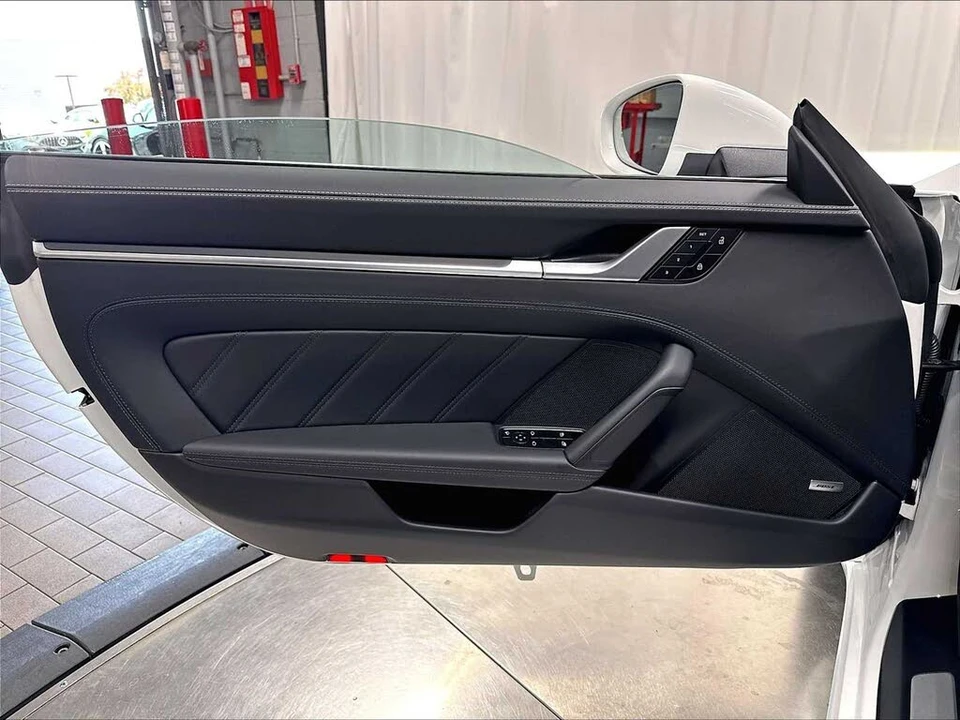 2026 Porsche 992 Carrera S - Image 22 of 31