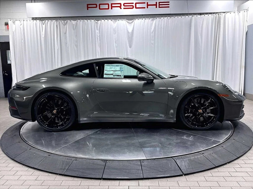 2026 Porsche 992 Carrera S - Image 9 of 31