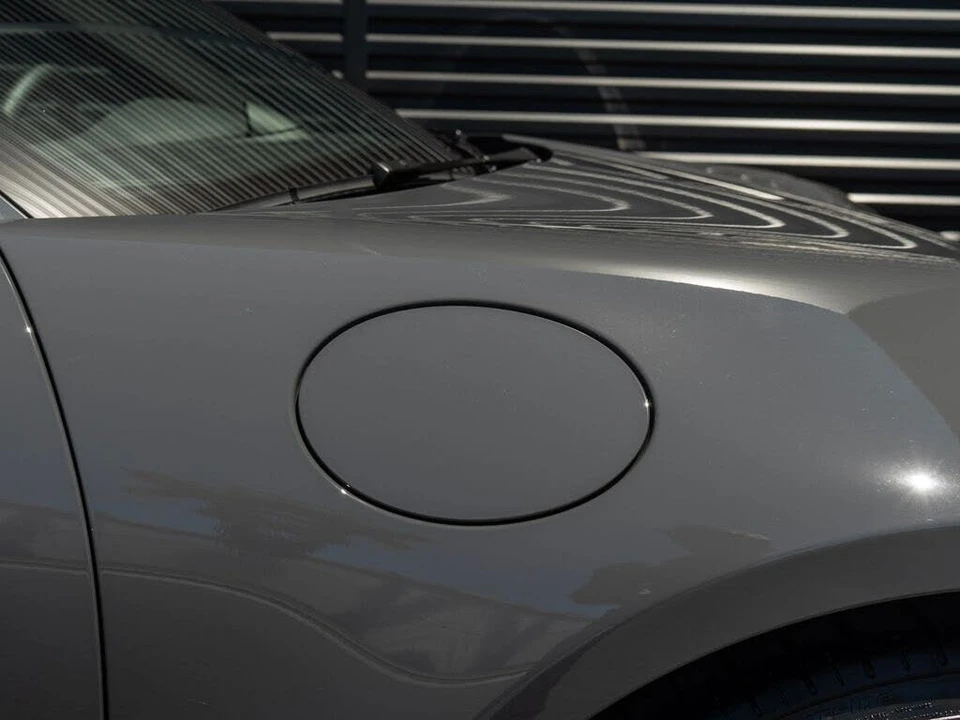 2026 Porsche 992 Carrera S - Image 16 of 31
