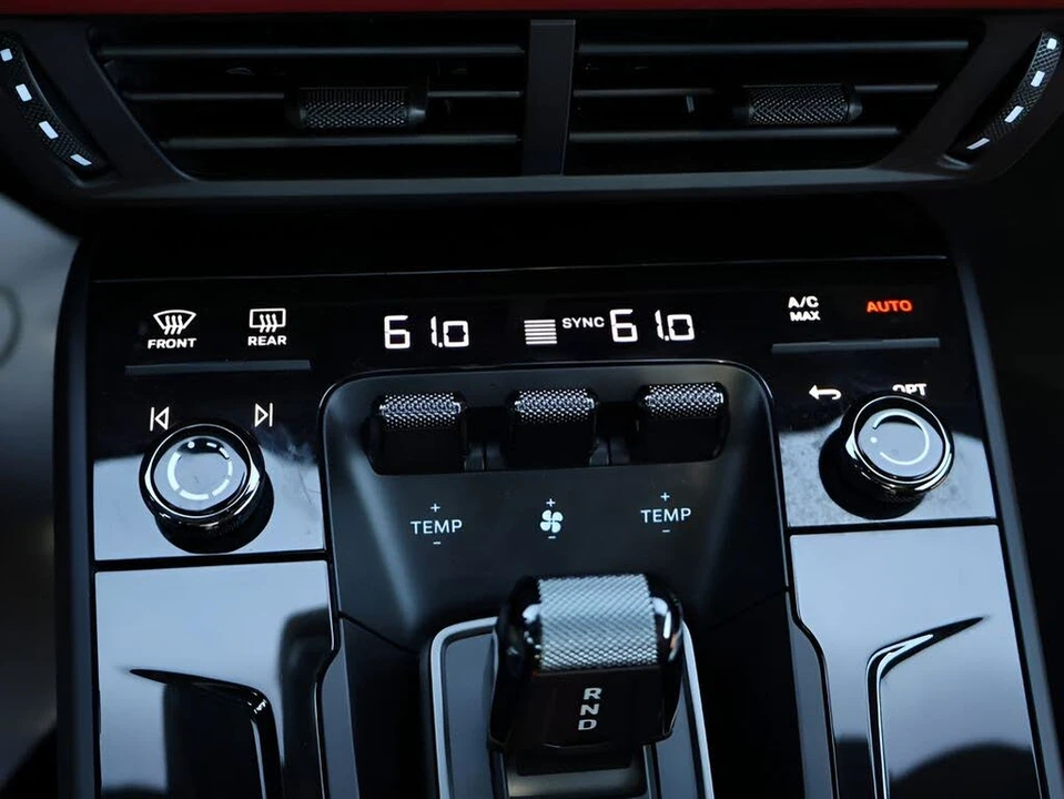 2026 Porsche 992 Carrera S - Image 25 of 31