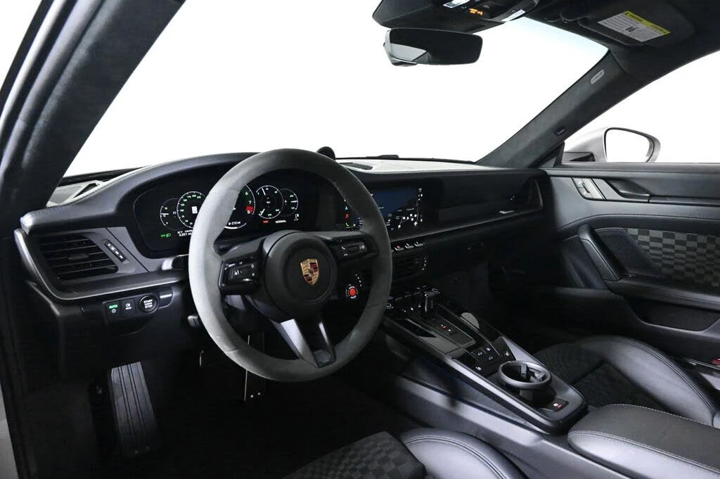 2026 Porsche 992 Carrera S - Image 11 of 31