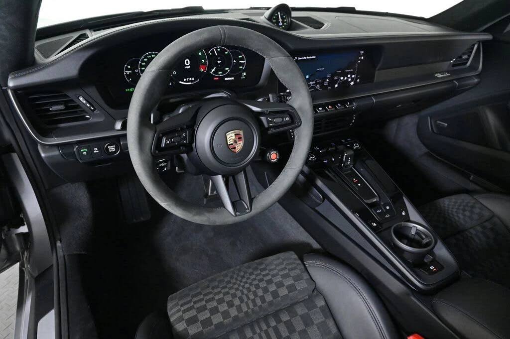 2026 Porsche 992 Carrera S - Image 4 of 31
