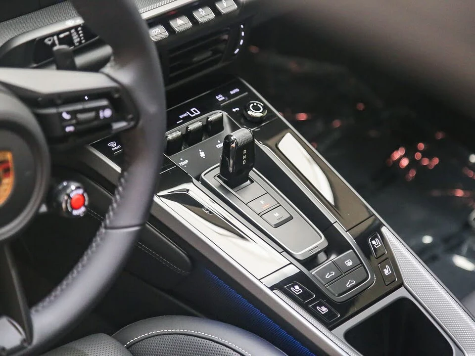 2026 Porsche 992 Carrera S - Image 24 of 31