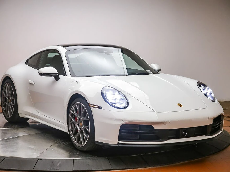 2026 Porsche 992 Carrera S - Image 4 of 31
