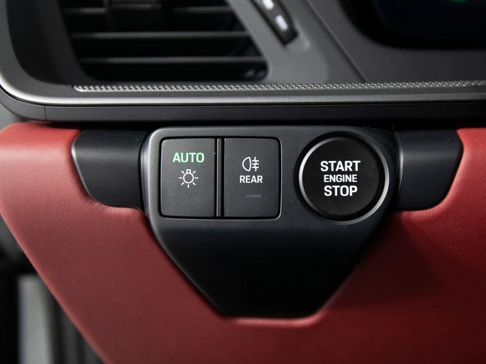 2026 Porsche 992 Carrera S - Image 25 of 31