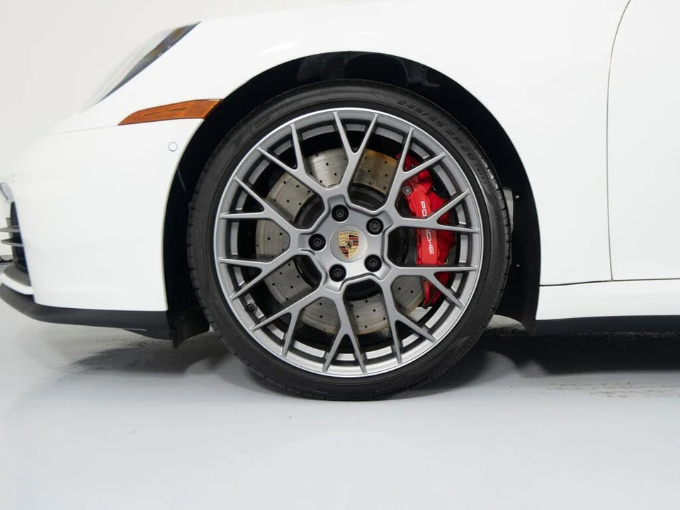 2026 Porsche 992 Carrera S - Image 14 of 31