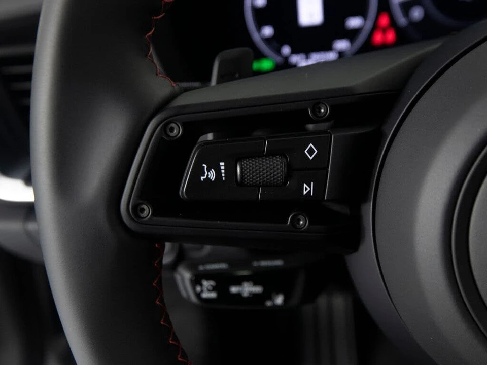 2026 Porsche 992 Carrera S - Image 26 of 31