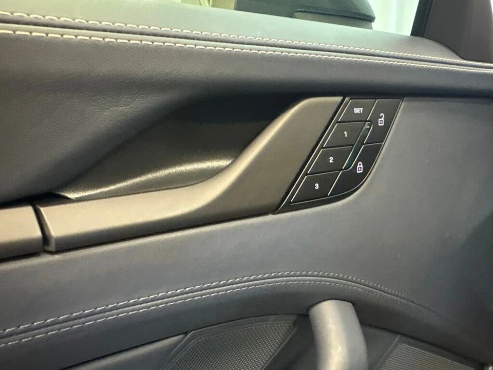 2026 Porsche 992 Carrera S - Image 9 of 31