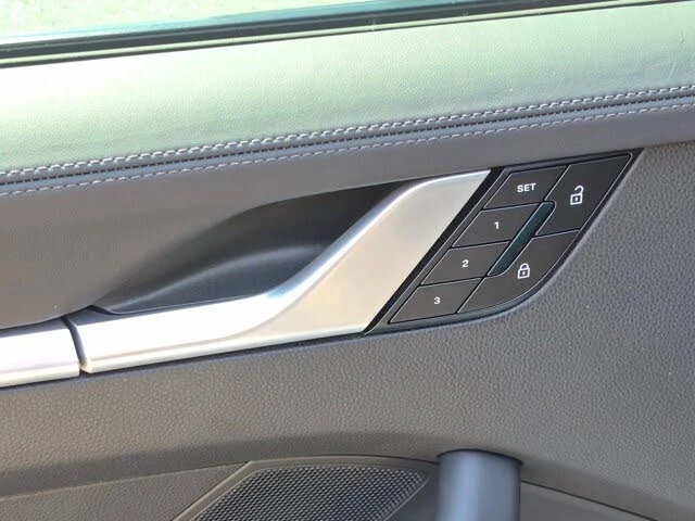2026 Porsche 992 Carrera S - Image 23 of 31