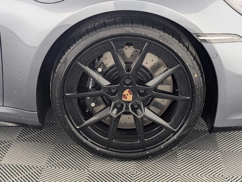 2026 Porsche 992 Carrera S - Image 14 of 31