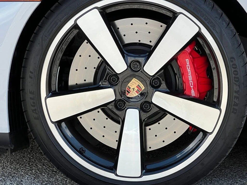 2026 Porsche 992 Carrera S - Image 16 of 31