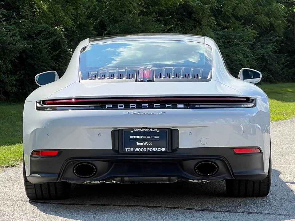 2026 Porsche 992 Carrera S - Image 8 of 31