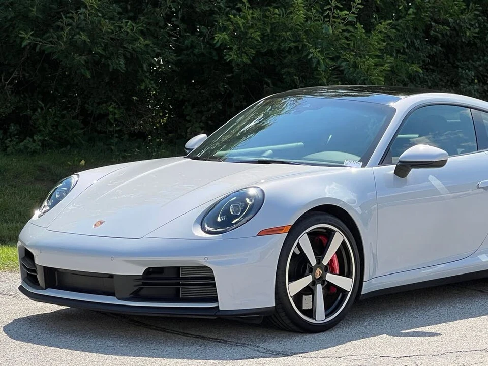 2026 Porsche 992 Carrera S - Image 13 of 31