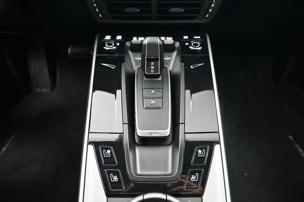 2026 Porsche 992 Carrera S - Image 16 of 31