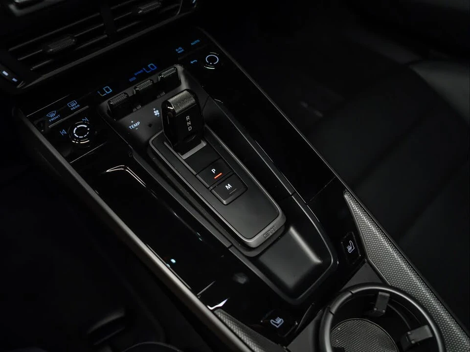 2026 Porsche 992 Carrera S - Image 24 of 31
