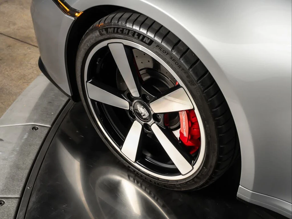 2026 Porsche 992 Carrera S - Image 15 of 31