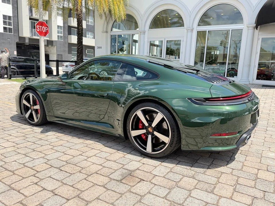 2026 Porsche 992 Carrera S - Image 18 of 31