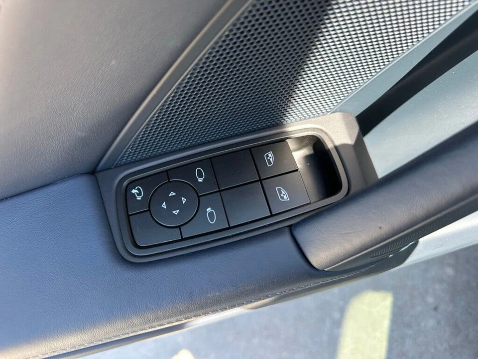 2026 Porsche 992 Carrera S - Image 22 of 31