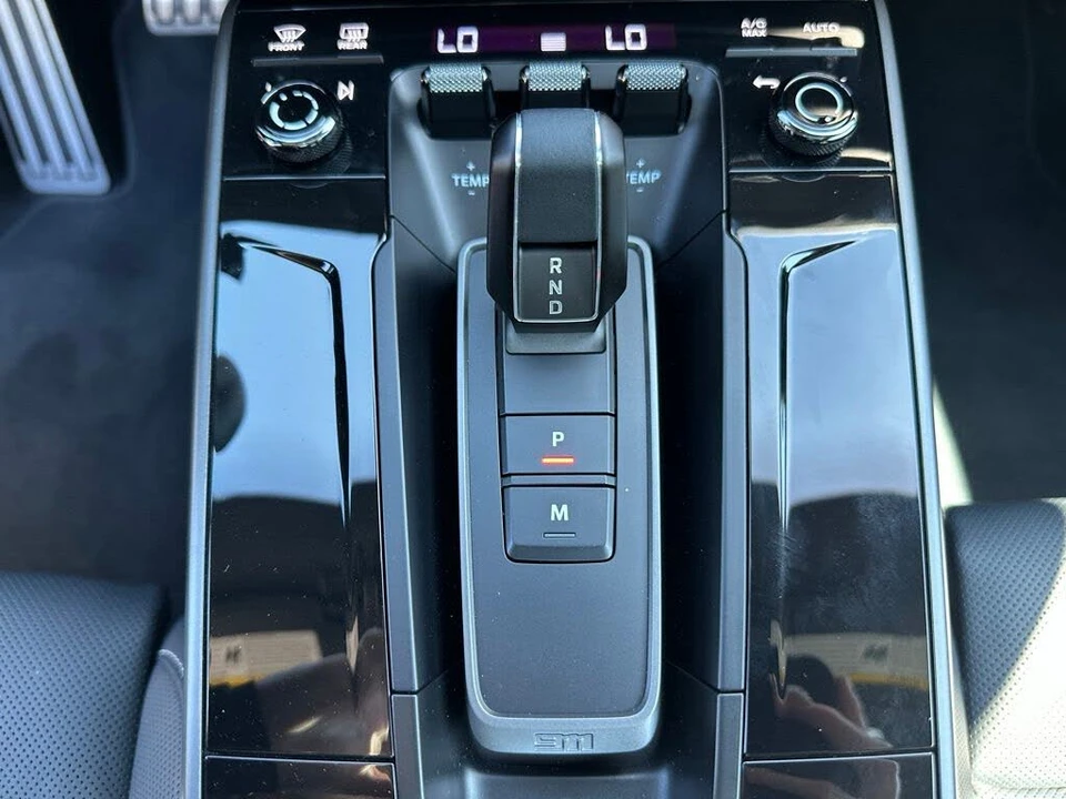 2026 Porsche 992 Carrera S - Image 27 of 31