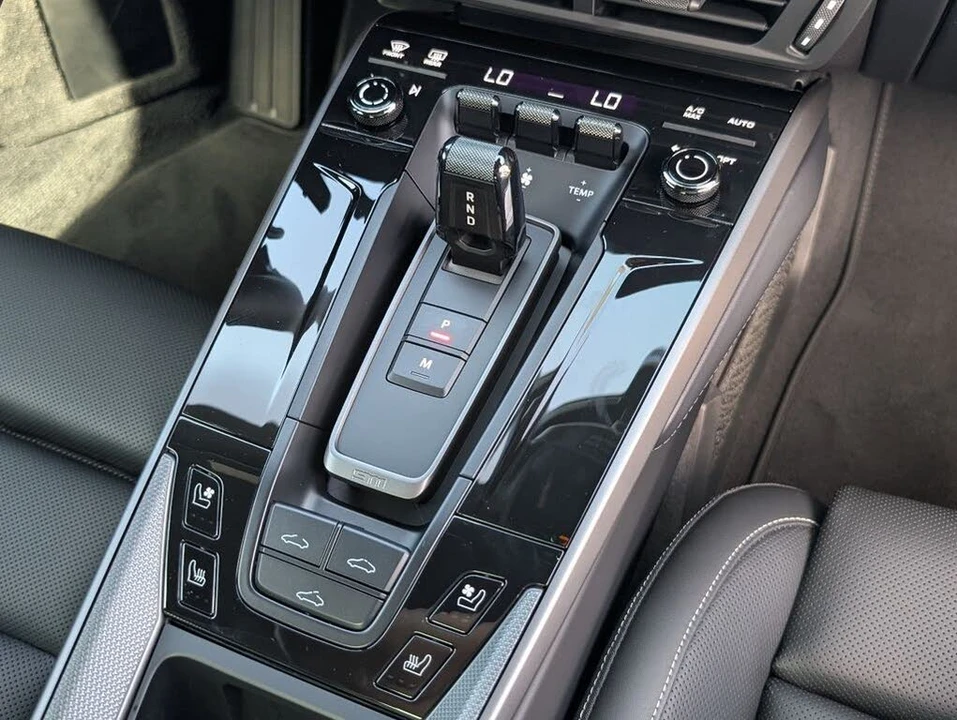 2026 Porsche 992 Carrera S - Image 15 of 25