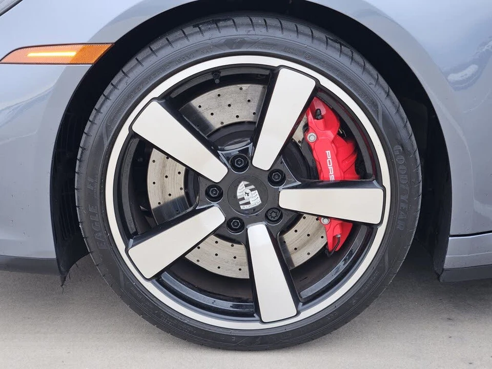 2026 Porsche 992 Carrera S - Image 14 of 31