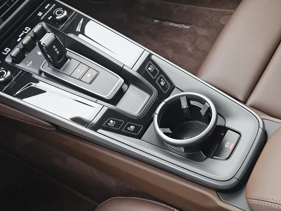 2026 Porsche 992 Carrera S - Image 20 of 31