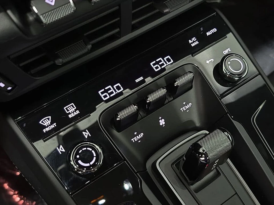 2026 Porsche 992 Carrera S - Image 19 of 31