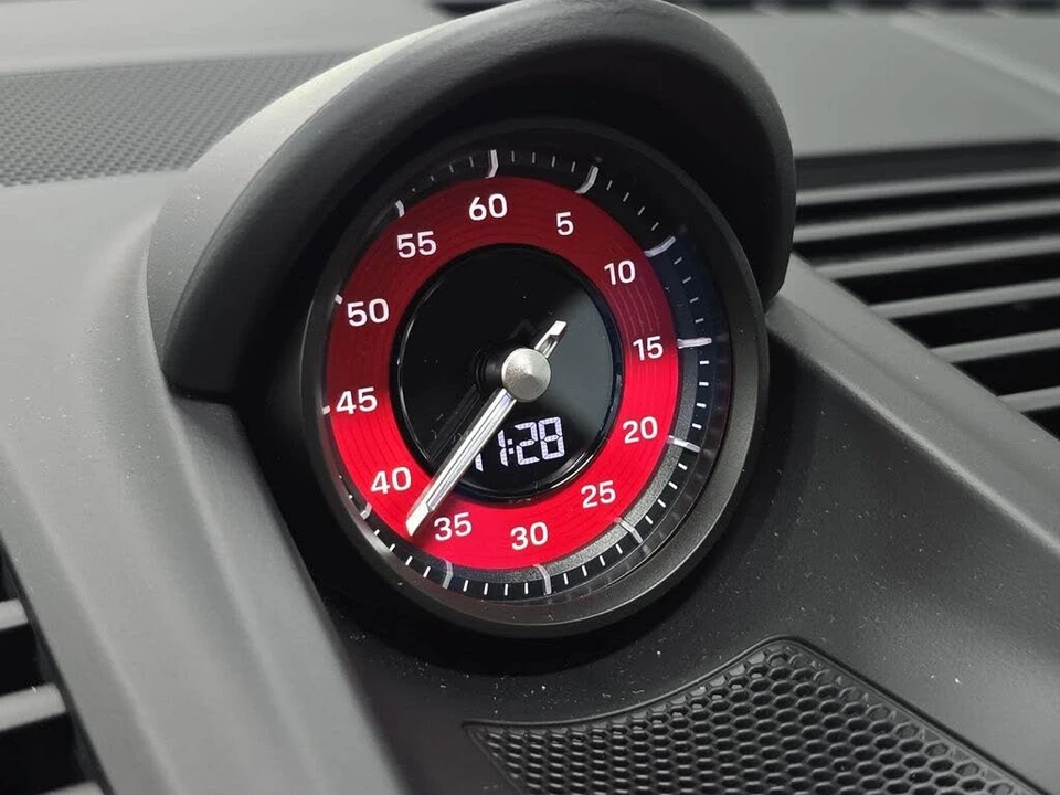 2026 Porsche 992 Carrera S - Image 21 of 31