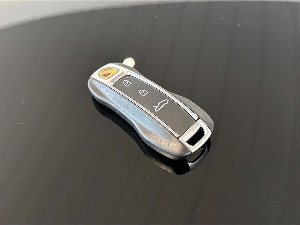 2026 Porsche 992 Carrera S - Image 20 of 31
