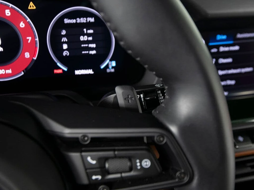 2026 Porsche 992 Carrera S - Image 24 of 31