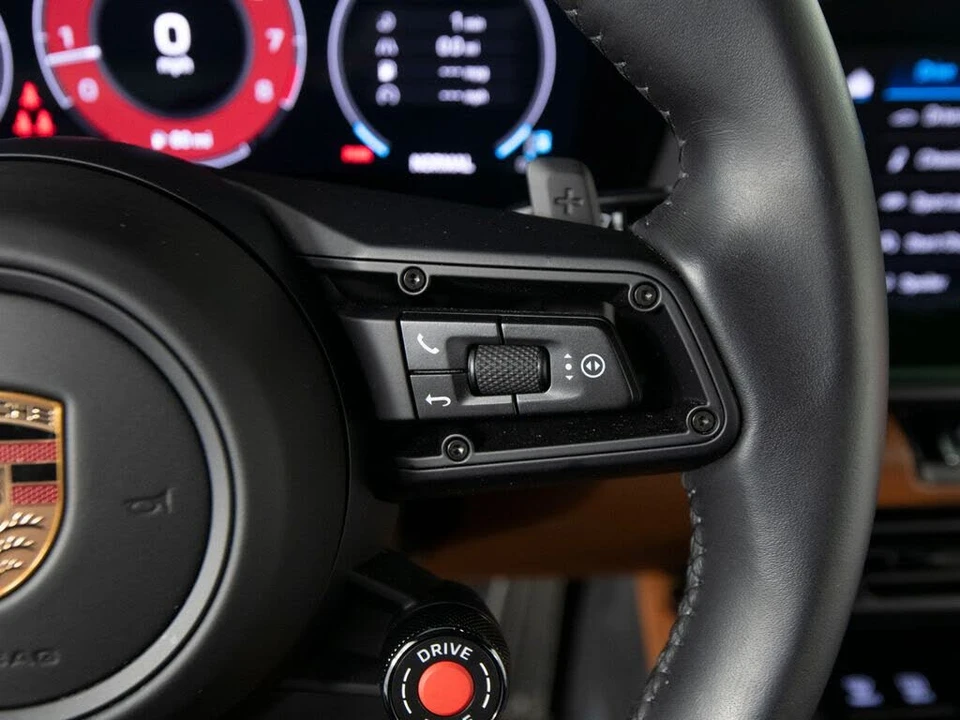 2026 Porsche 992 Carrera S - Image 25 of 31