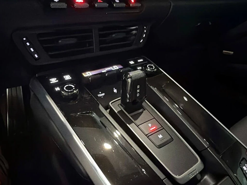 2026 Porsche 992 Carrera S - Image 17 of 24