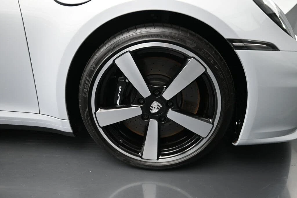 2026 Porsche 992 Carrera S - Image 26 of 31