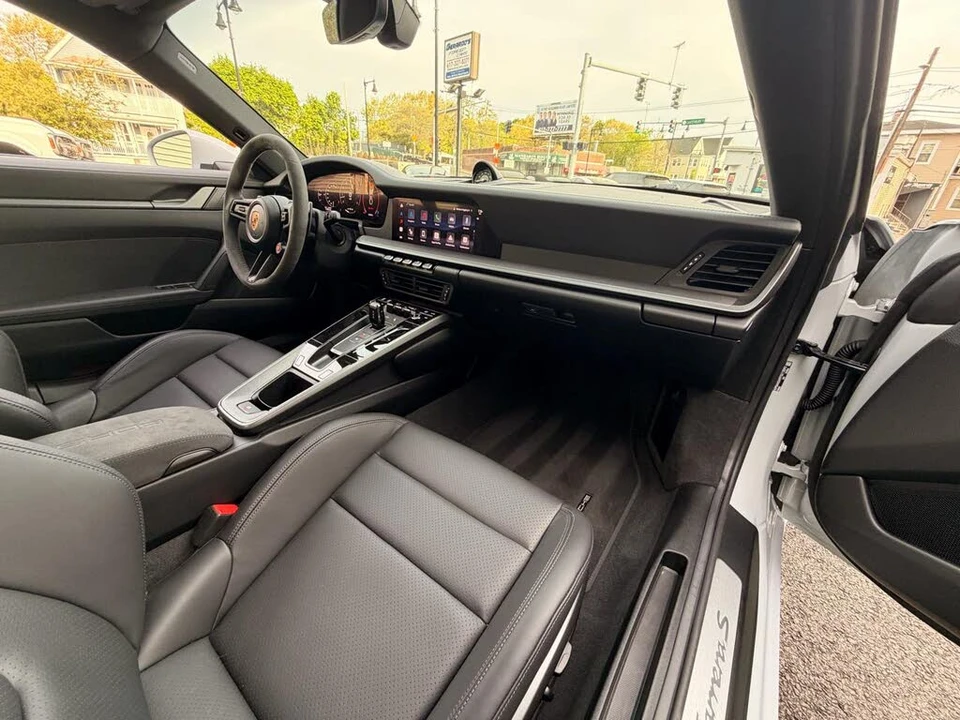 2026 Porsche 992 Carrera S - Image 22 of 31