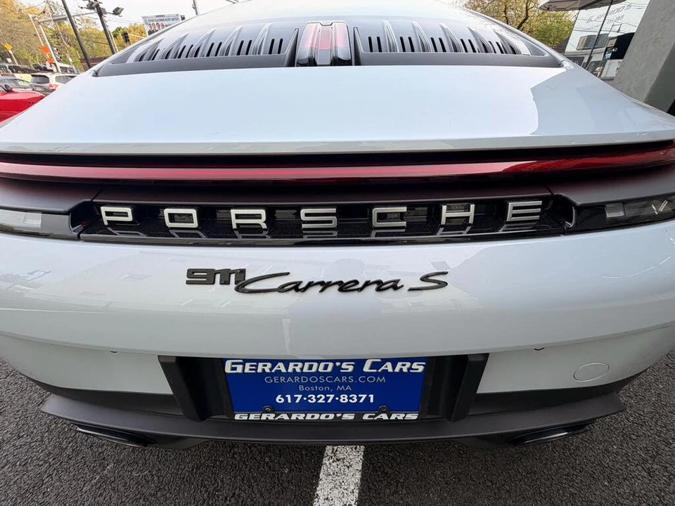 2026 Porsche 992 Carrera S - Image 27 of 31