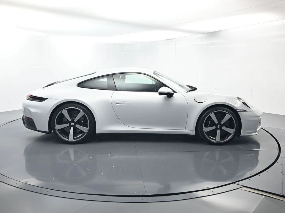 2026 Porsche 992 Carrera S - Image 16 of 31