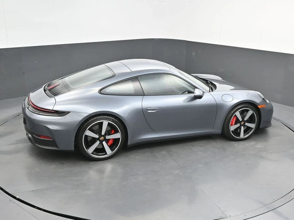 2026 Porsche 992 Carrera S - Image 25 of 31