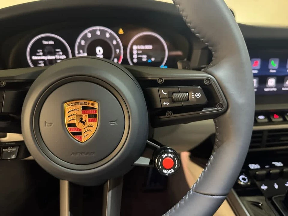 2026 Porsche 992 Carrera S - Image 28 of 31