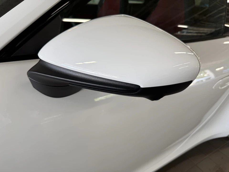 2026 Porsche 992 Carrera S - Image 20 of 31