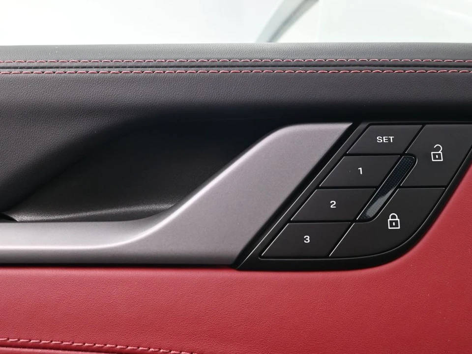 2026 Porsche 992 Carrera S - Image 16 of 31