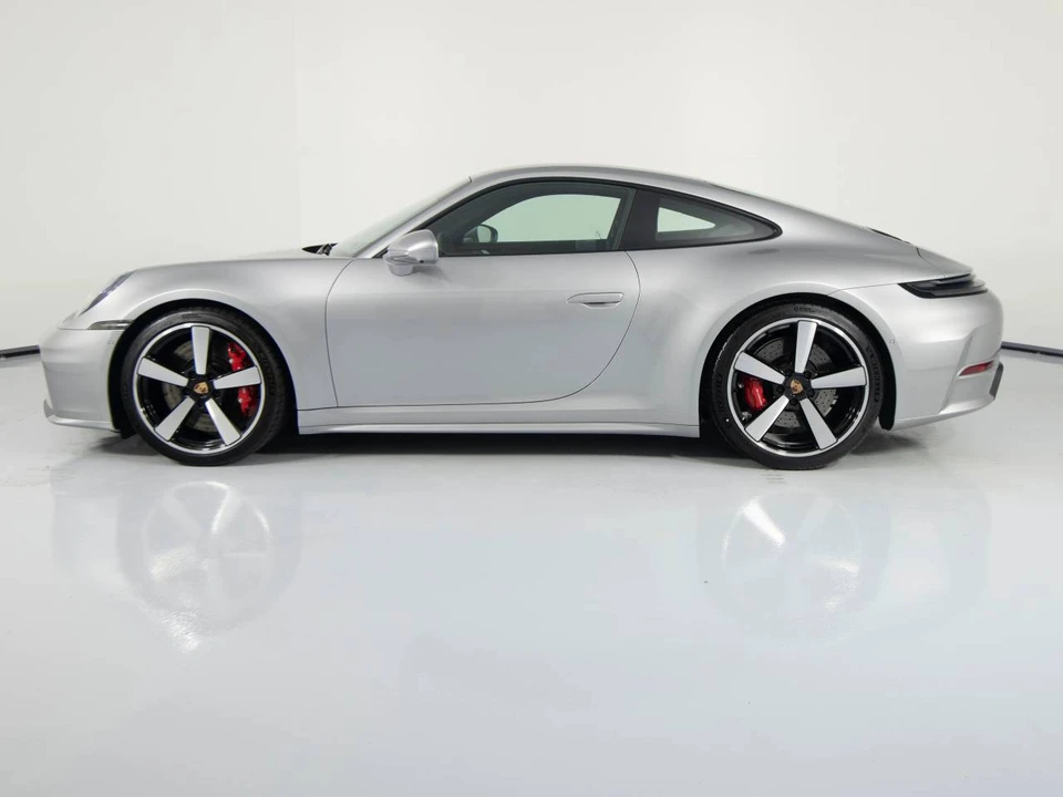 2026 Porsche 992 Carrera S - Image 2 of 5